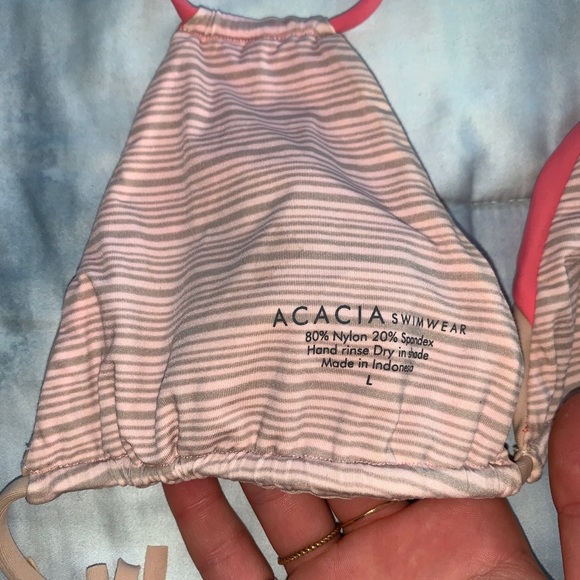 Acacia Set Uns top, Mentawai Bottom! - Picture 7 of 12